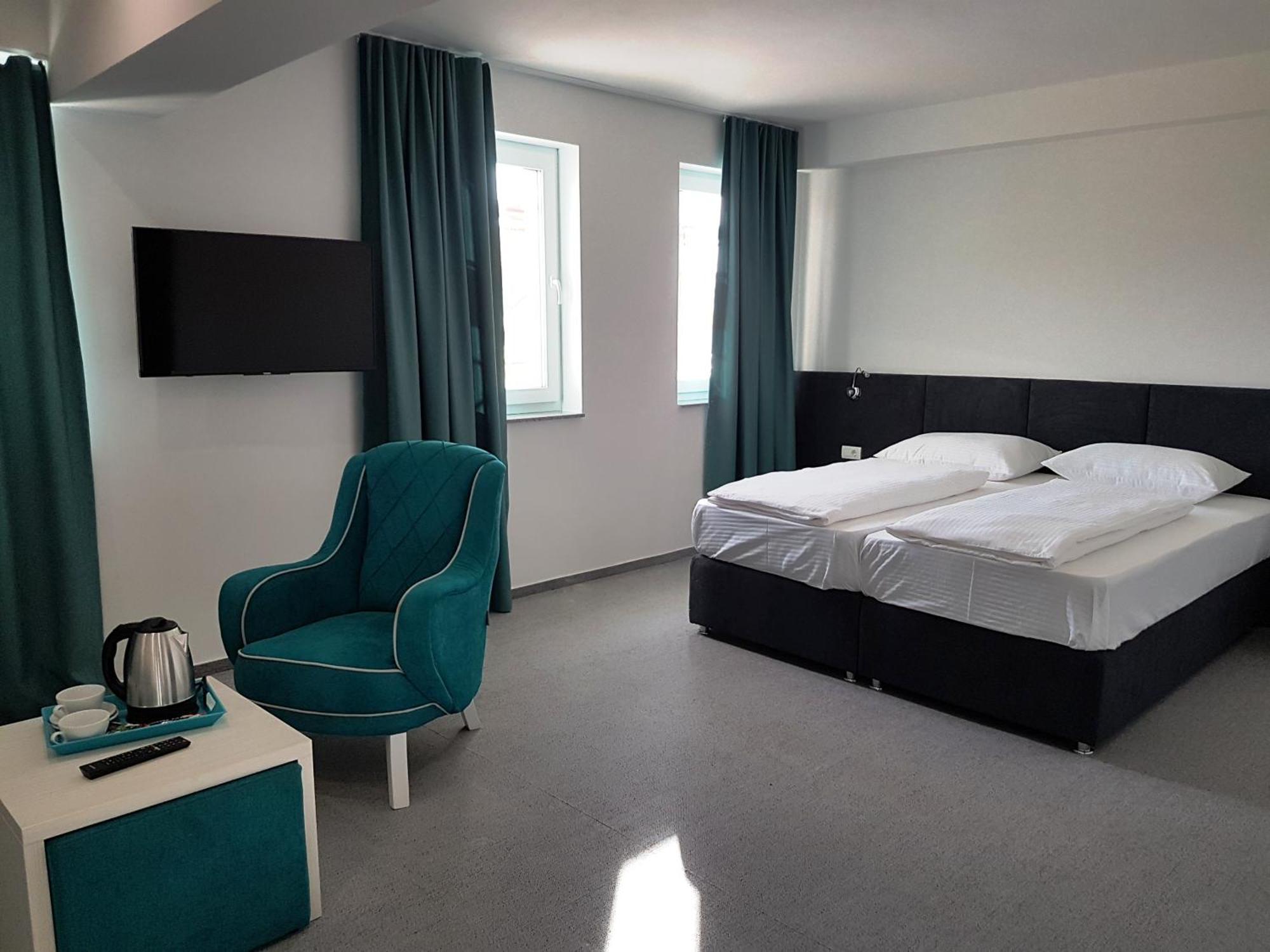 Hotel Sax Gracanica Gracanica  Экстерьер фото