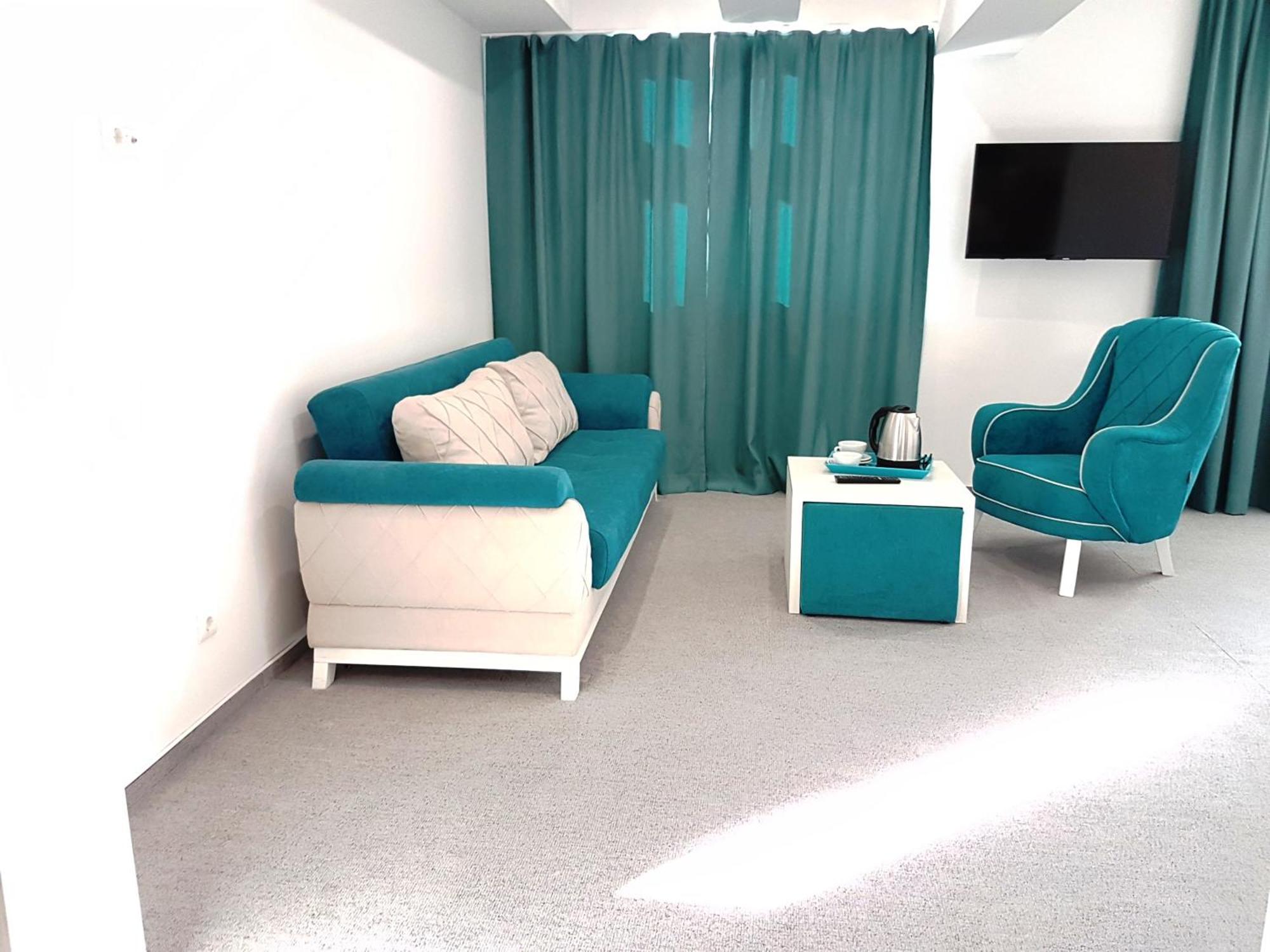 Hotel Sax Gracanica Gracanica  Экстерьер фото