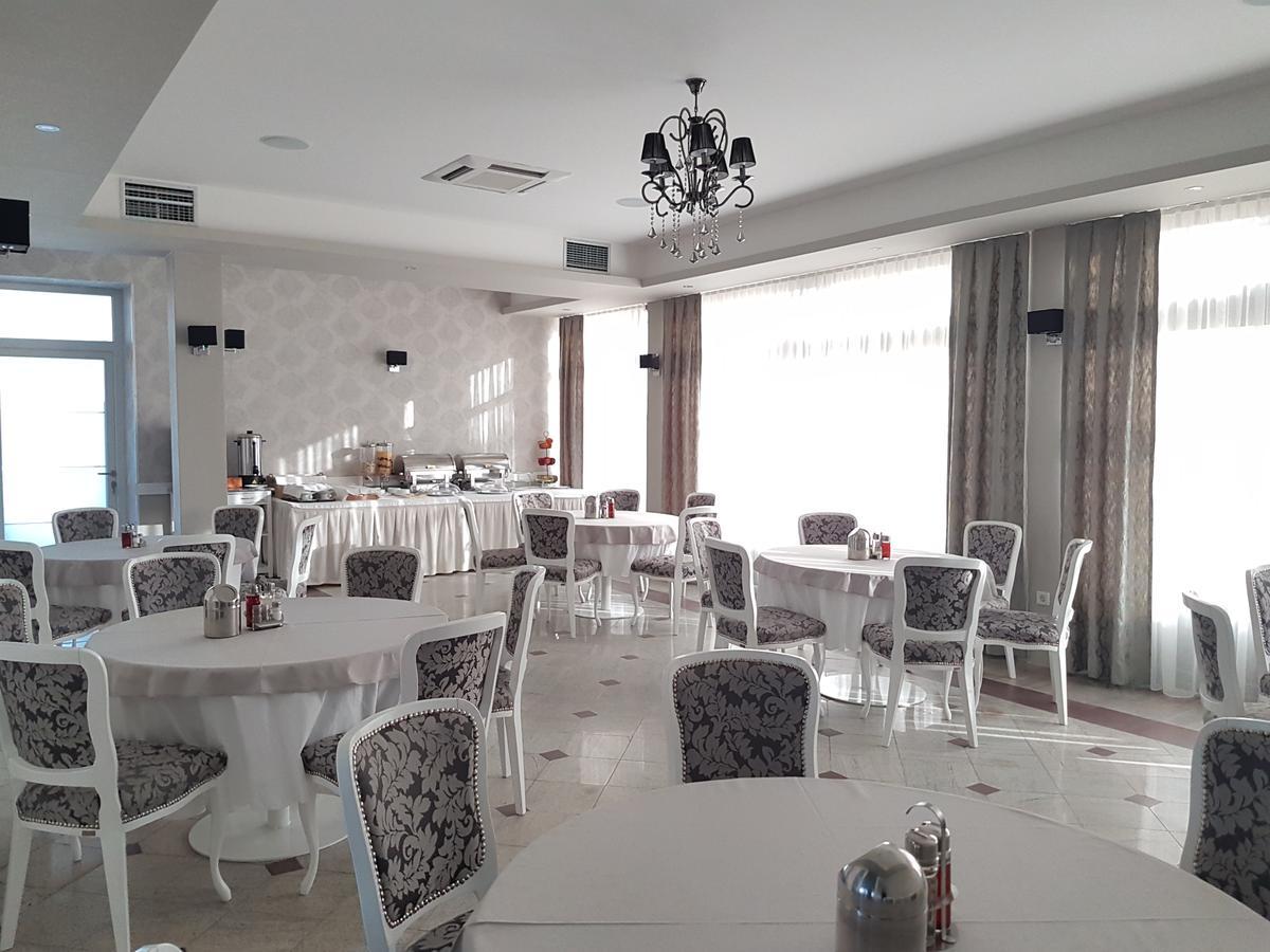 Hotel Sax Gracanica Gracanica  Экстерьер фото